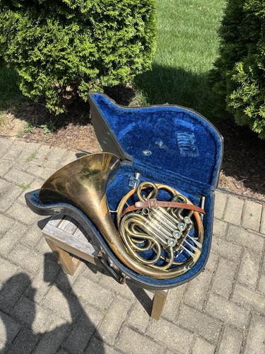Vintage 1948 conn 6d - c.g,